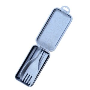 Un mayorista de artículos de librería recibe de la fábrica